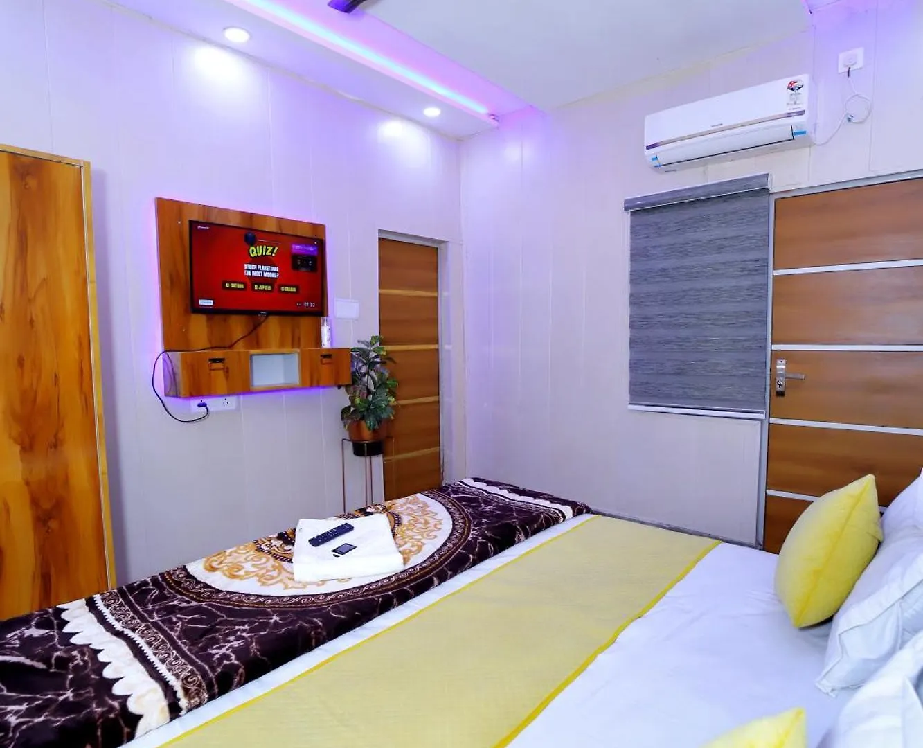 Hotel Sky Inn Agra   Agra (Uttar Pradesh)