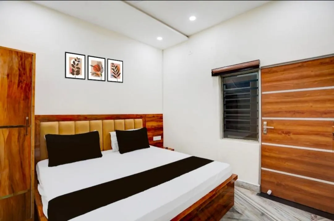 Hotel Sky Inn 아그라