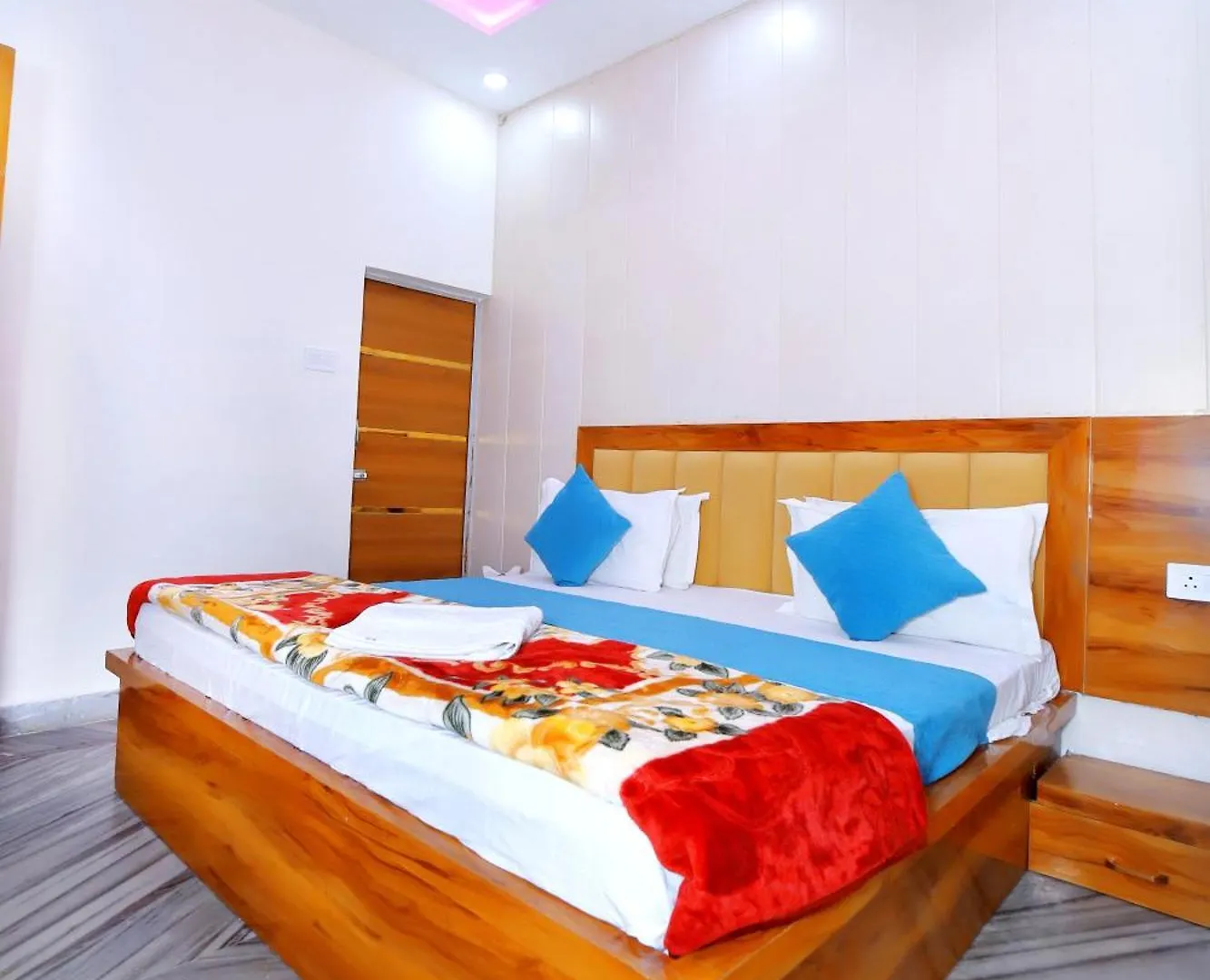 Hotel Sky Inn 아그라 5*,  인도